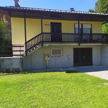 Hisa Belin Villa Podbela Luaran gambar
