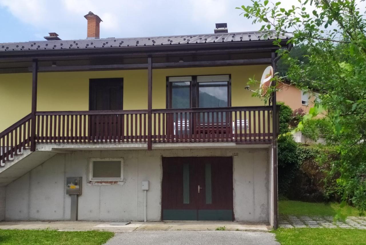 Hisa Belin Villa Podbela Luaran gambar